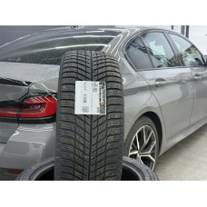 Шины Зимние нешипованные Hankook 275/40R22 107V XL Winter i*cept Evo 4 SUV W340A TL, новые для автомобиля