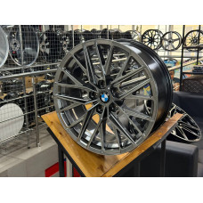 Диски литые BMW  R19 5x120 8.5/9.5 ET29/38 72.6 hyper Black
