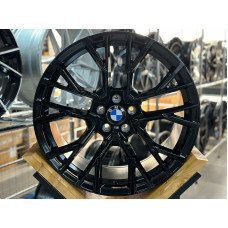 Диски литые BMW 809M R22 5x120 9.5/10.5 ET40/35 74.1 Gloss-Black   