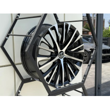 Диски TOYOTA R18 5x114.3 8 ET40 60.1 gloss Black machine face
