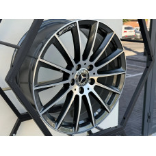 Диски Mercedes R18 5x112 8 ET36 66.5 литые