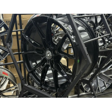 Диски на BMW R19 5x120 8.5/9.5 ET30/35 72.6 Gloss Black